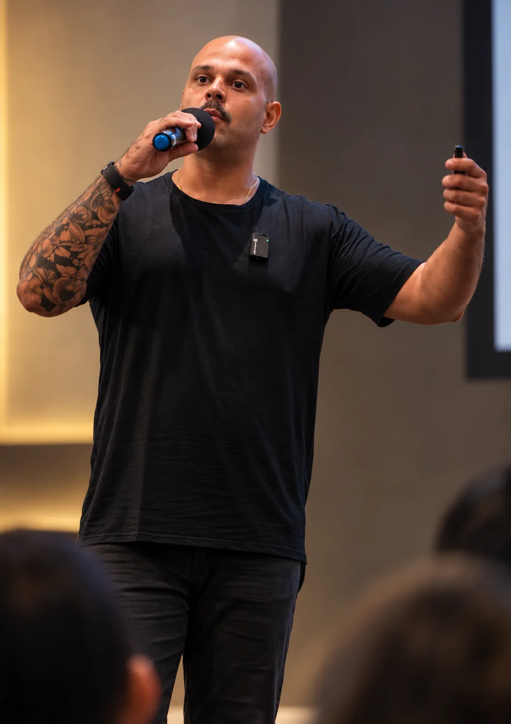 Romero Nogueira, fundador da ProToken, durante uma apresentação